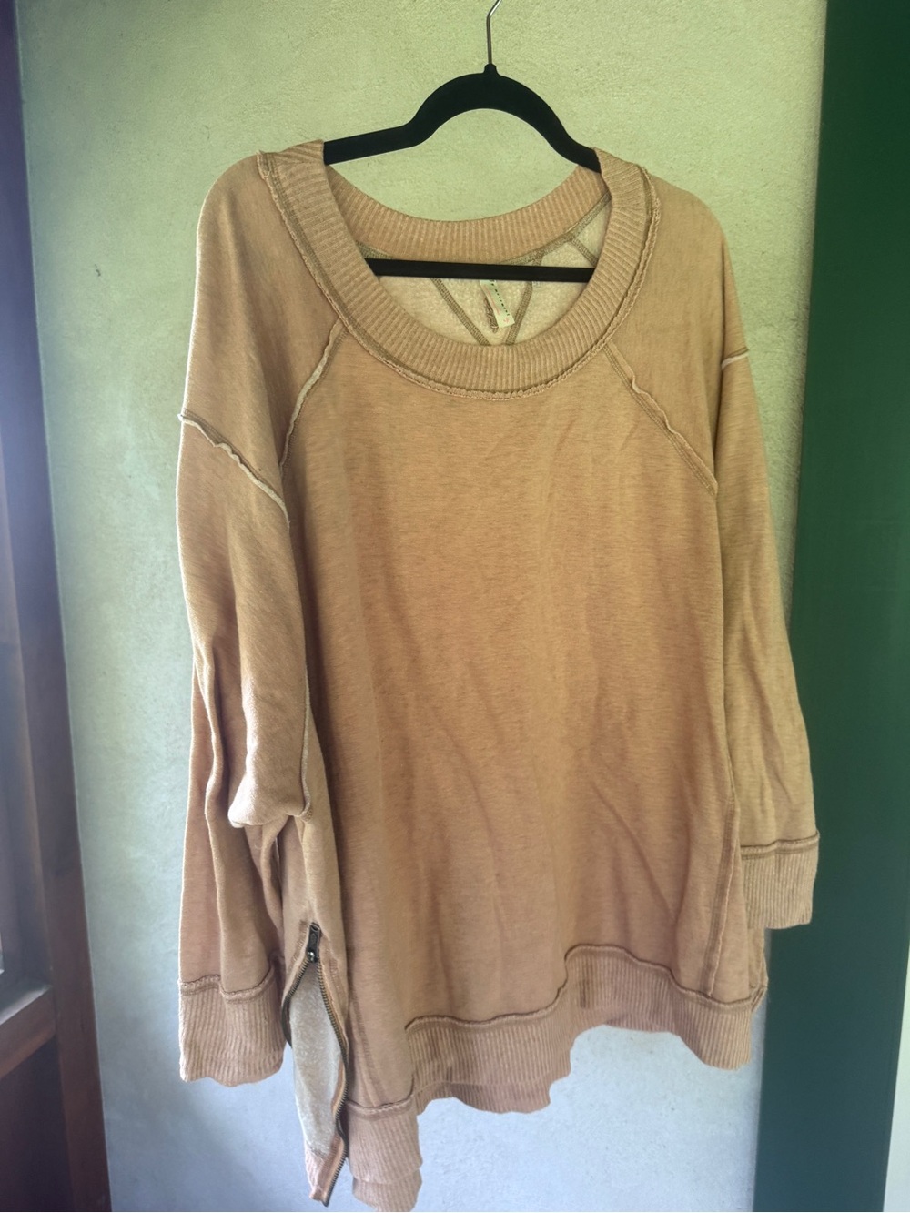 Free people Crewneck Women's Top in Dusty Pink - Picture 9 of 9